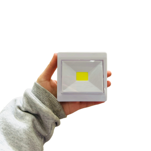 LUZ LED DE EMERGENCIA TOQUE SIMPLE A PILAS
